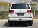 Toyota Land Cruiser GX 2021